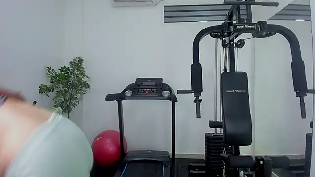 Liz_mannah webcam
