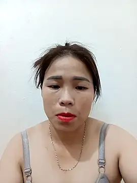 Anh-Huyen33 webcam