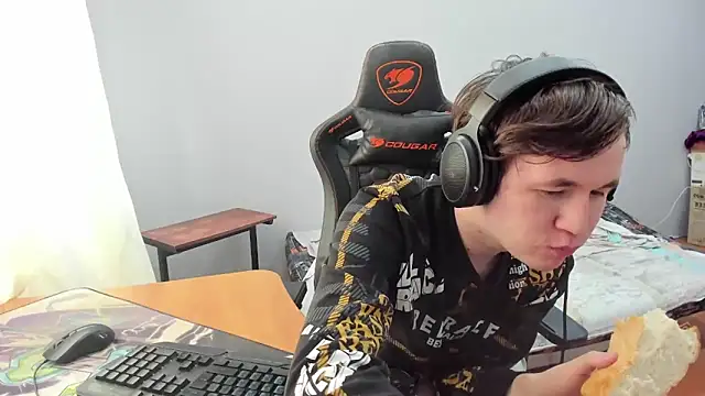 iliaskrislove webcam