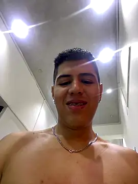 Angel_Khouri webcam