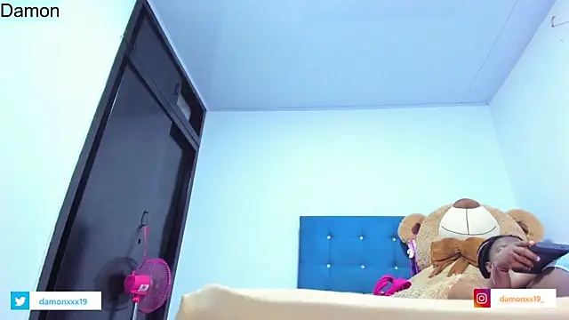 daamonxxx19 webcam