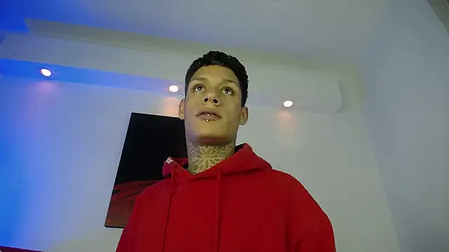 DereckStorm webcam