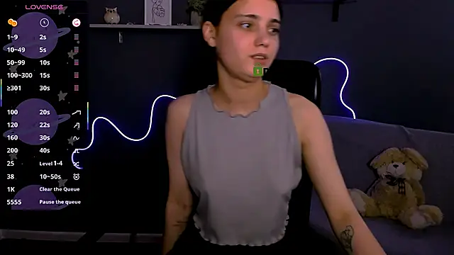 evelyn_muse webcam