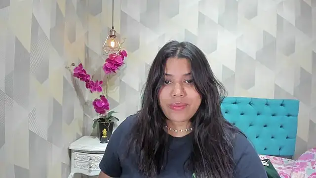 LindaBreeS webcam