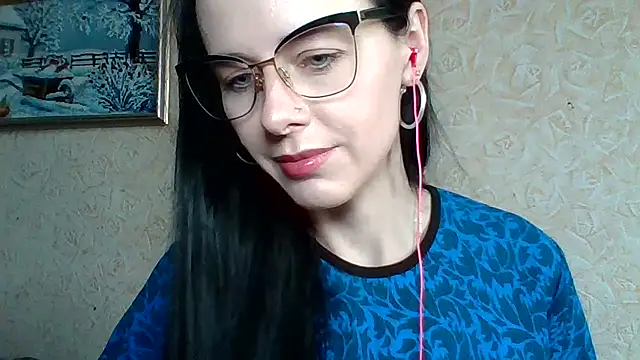 LuminousLady webcam