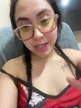 ZeziGamingg webcam