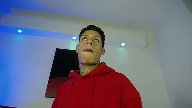 DereckStorm webcam