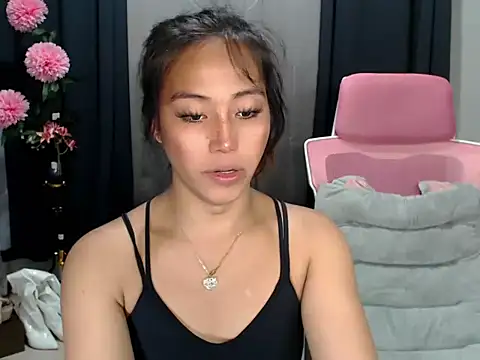 sweetiie_caren webcam