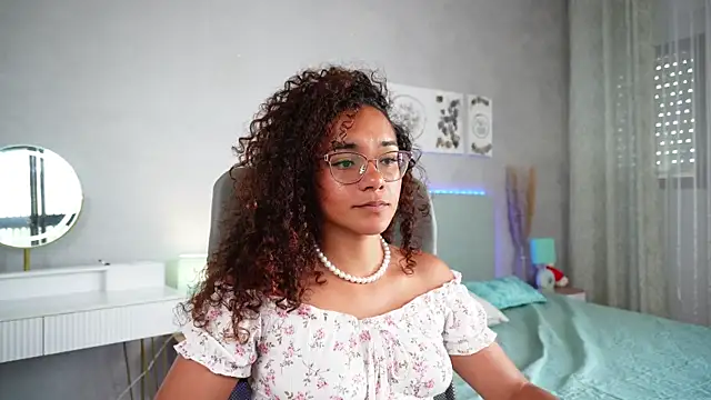 Taylor_Tina webcam