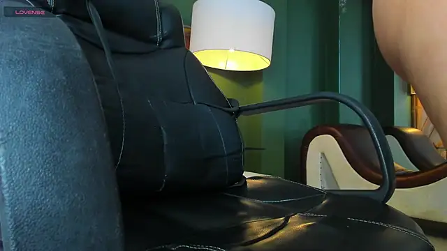 Kya_Wild webcam