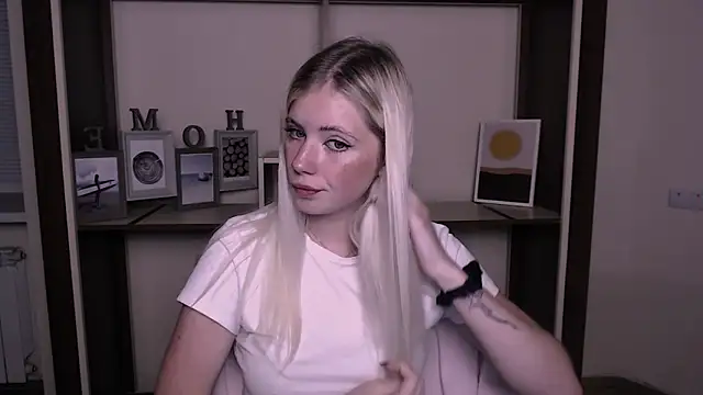 AliceHotty_ webcam