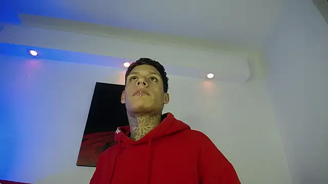 DereckStorm webcam