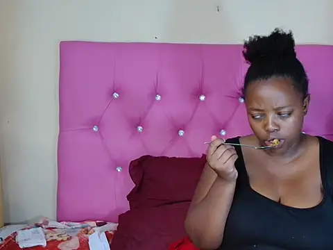 Sexyspicexx webcam