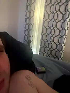 Dirtylilhoe29 webcam