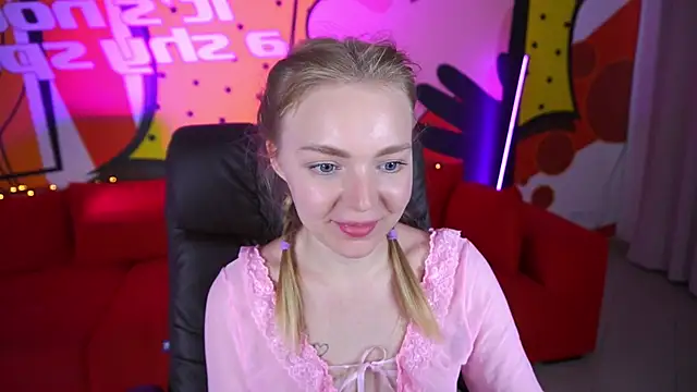 chat for free online EmilySunshineS