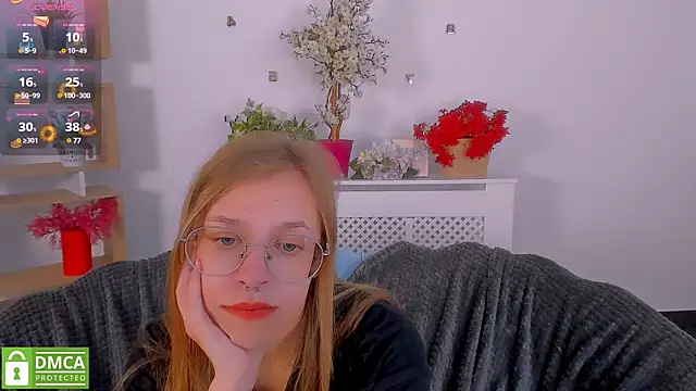 LayriantaVee webcam