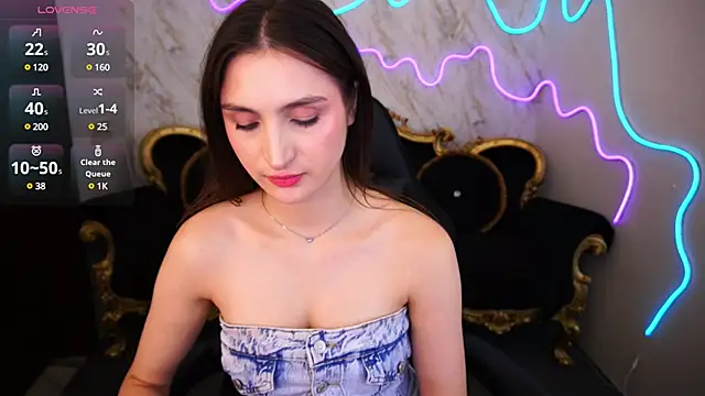 JanieFoxy webcam