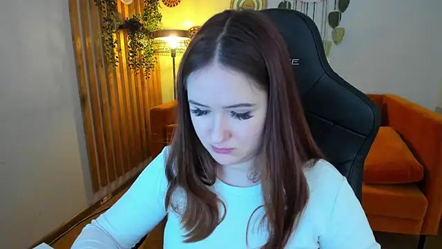MiraEvansi webcam