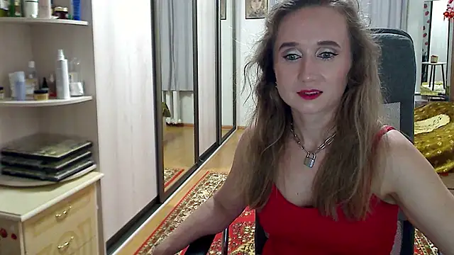 ClassyInna webcam