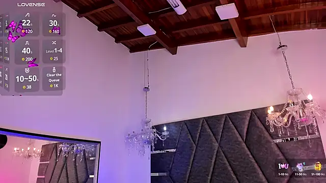 Maya_Bluee webcam
