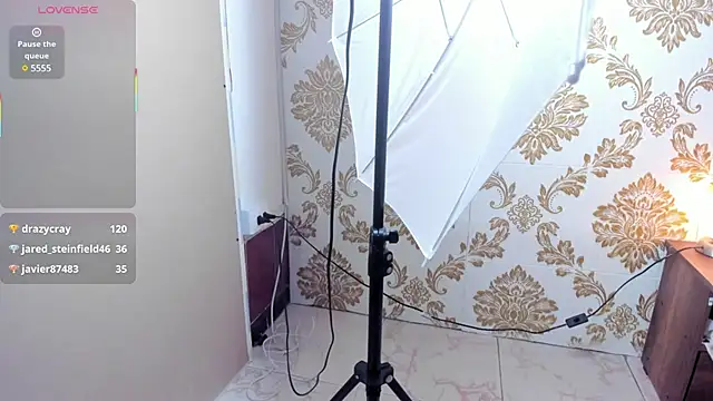 sophie_pariss webcam