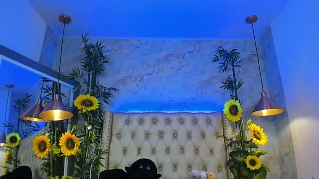 LittleeJaz webcam