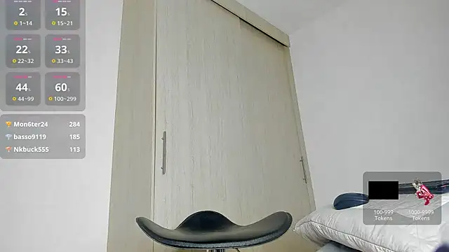 caroline_tovar webcam