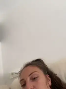 Crystal_Vibe webcam