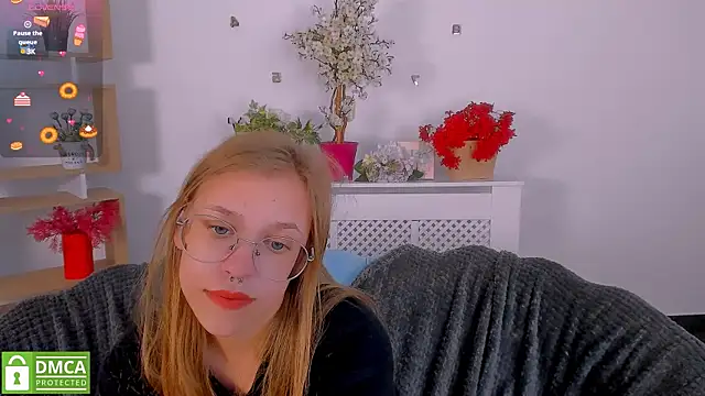 LayriantaVee webcam