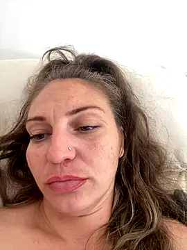 Crystal_Vibe webcam