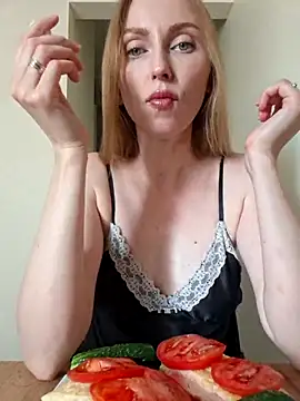 Alicia_Meov