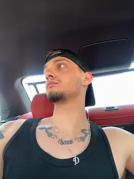 oscargriffin - OscarGriffin's free webcam
