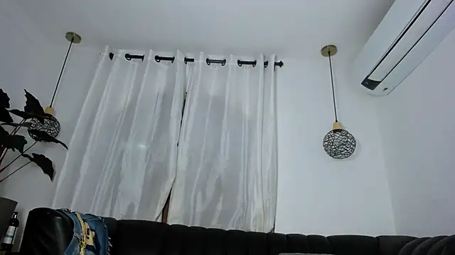 dylan_kisss webcam