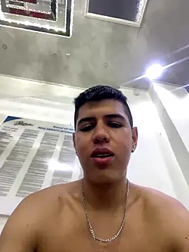 Angel_Khouri webcam