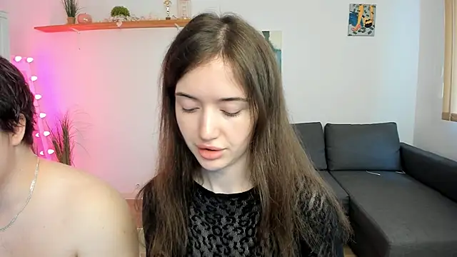 PollyFlame webcam