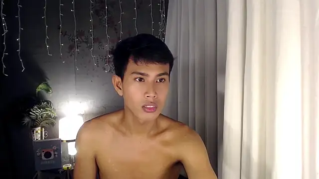 shokolet_2001 webcam