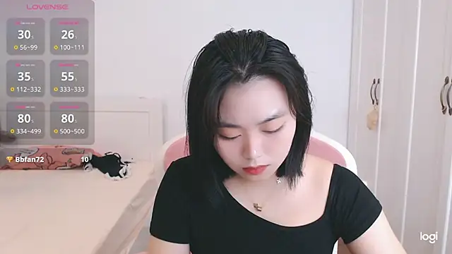 hot sex chat HannaChang