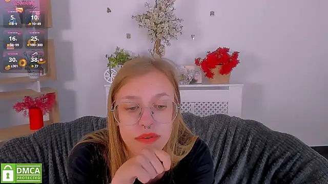 LayriantaVee webcam