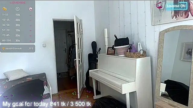 AssHunter4k webcam