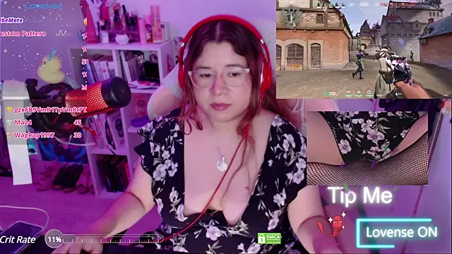 Pink_girl0n webcam