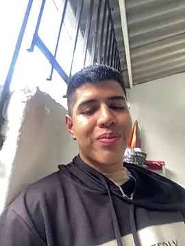 Angel_Khouri webcam