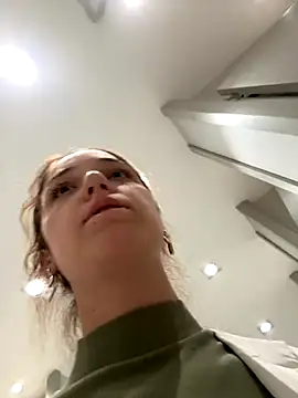 DollyTall webcam
