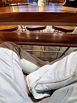 YoursThickDick webcam