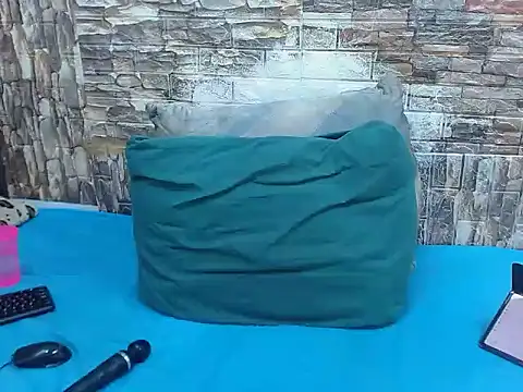 SexyEbony37X webcam