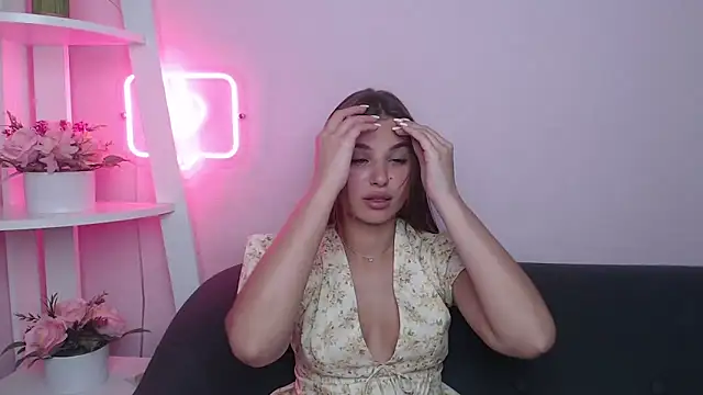 MilanaAngelAs webcam