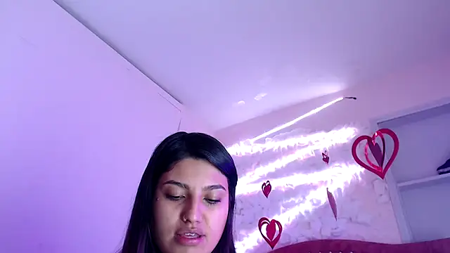 SarahStones webcam