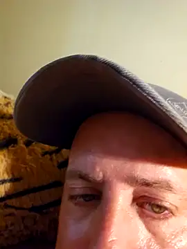 HeteroHotGuy1 webcam
