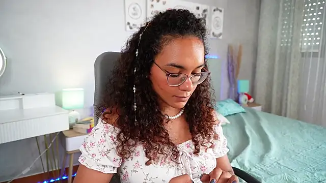 Taylor_Tina webcam