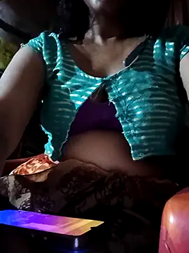 YOUR_MOMMYY webcam