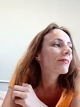 Dark-Satin webcam